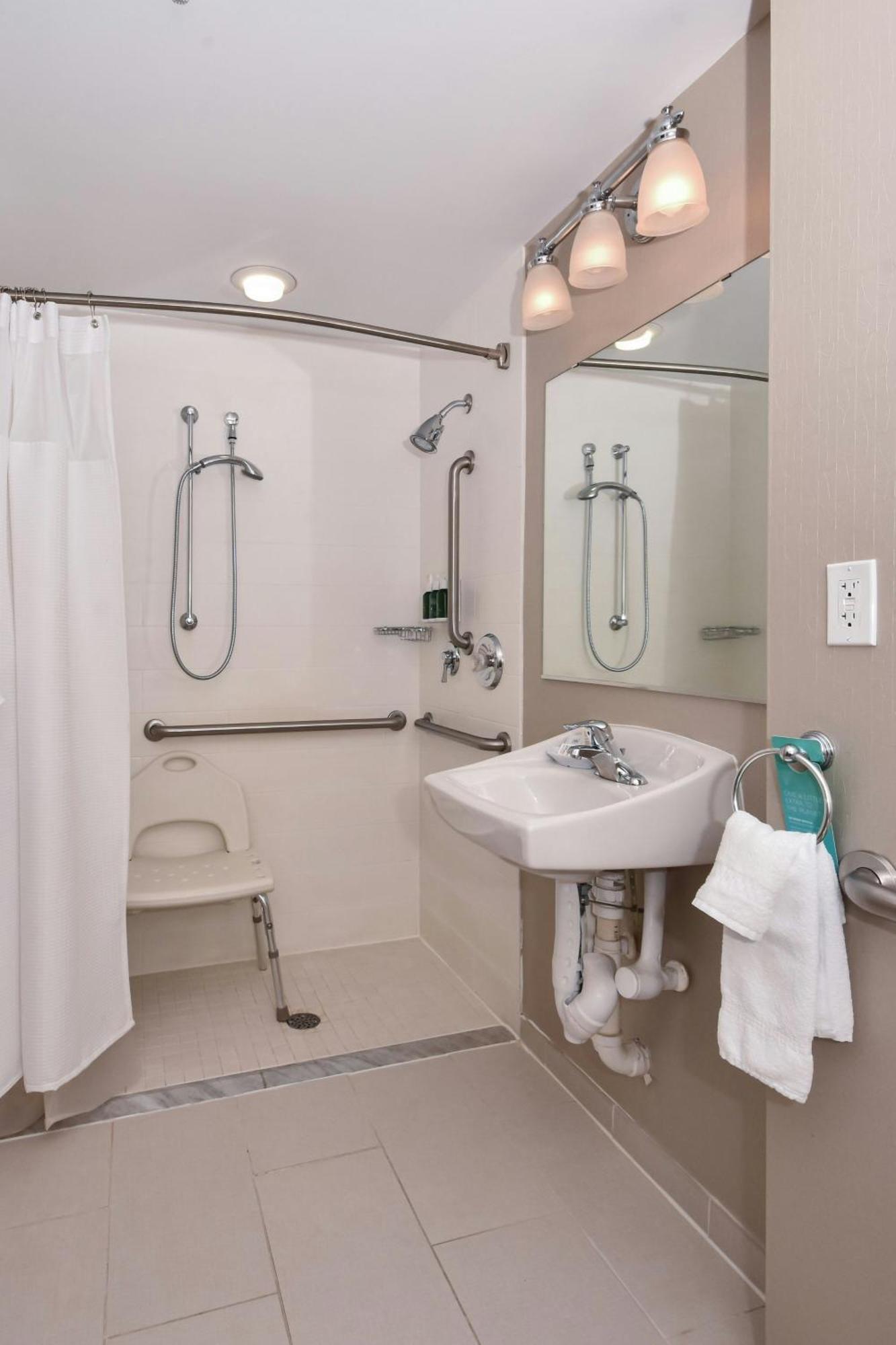 Springhill Suites By Marriott Charlotte Ballantyne Bagian luar foto