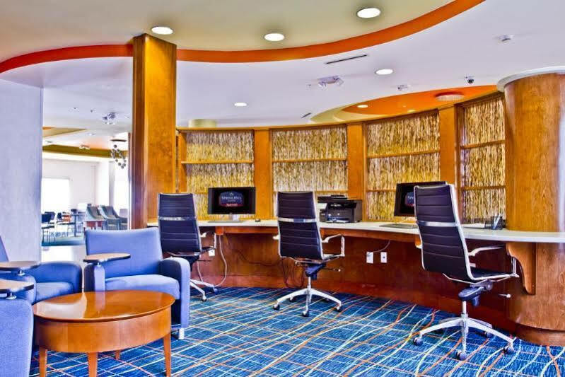 Springhill Suites By Marriott Charlotte Ballantyne Bagian luar foto
