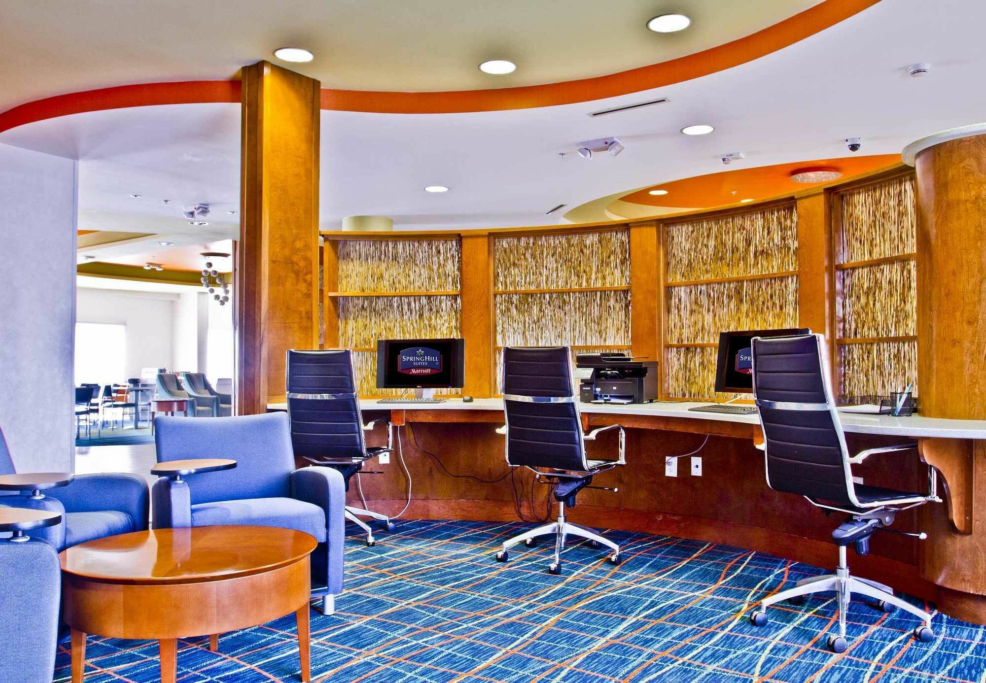 Springhill Suites By Marriott Charlotte Ballantyne Bagian luar foto